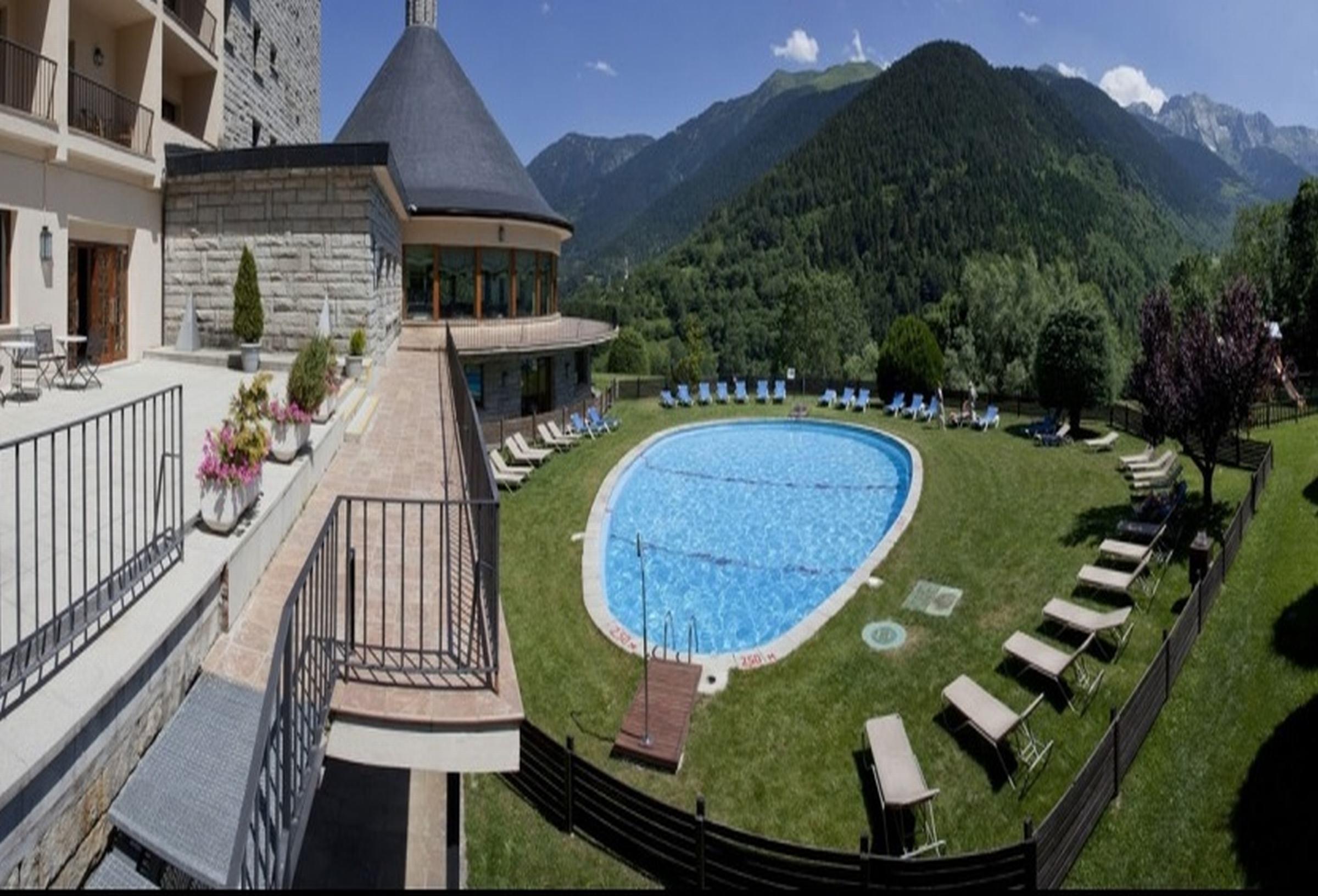 Parador De Vielha Exterior photo